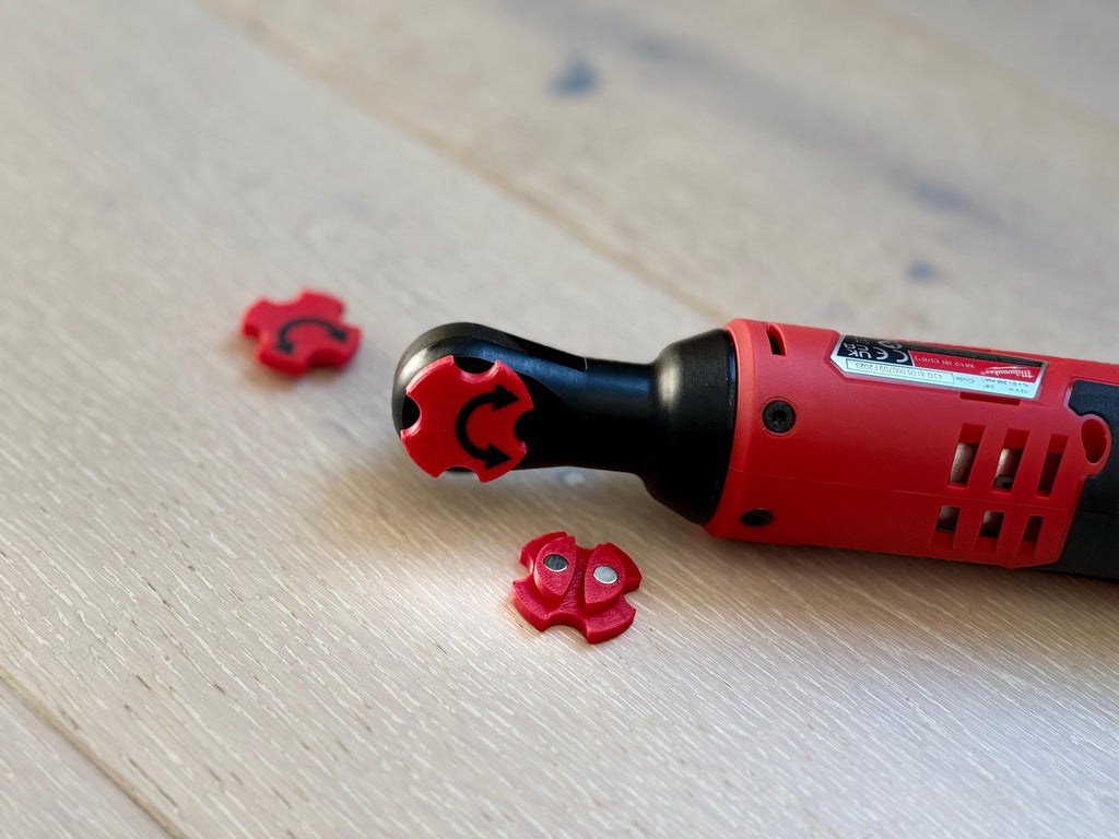 Milwaukee M12 Magnetic Ratchet Switch | Magnetic One-Finger Reversible Ratchet Knob
