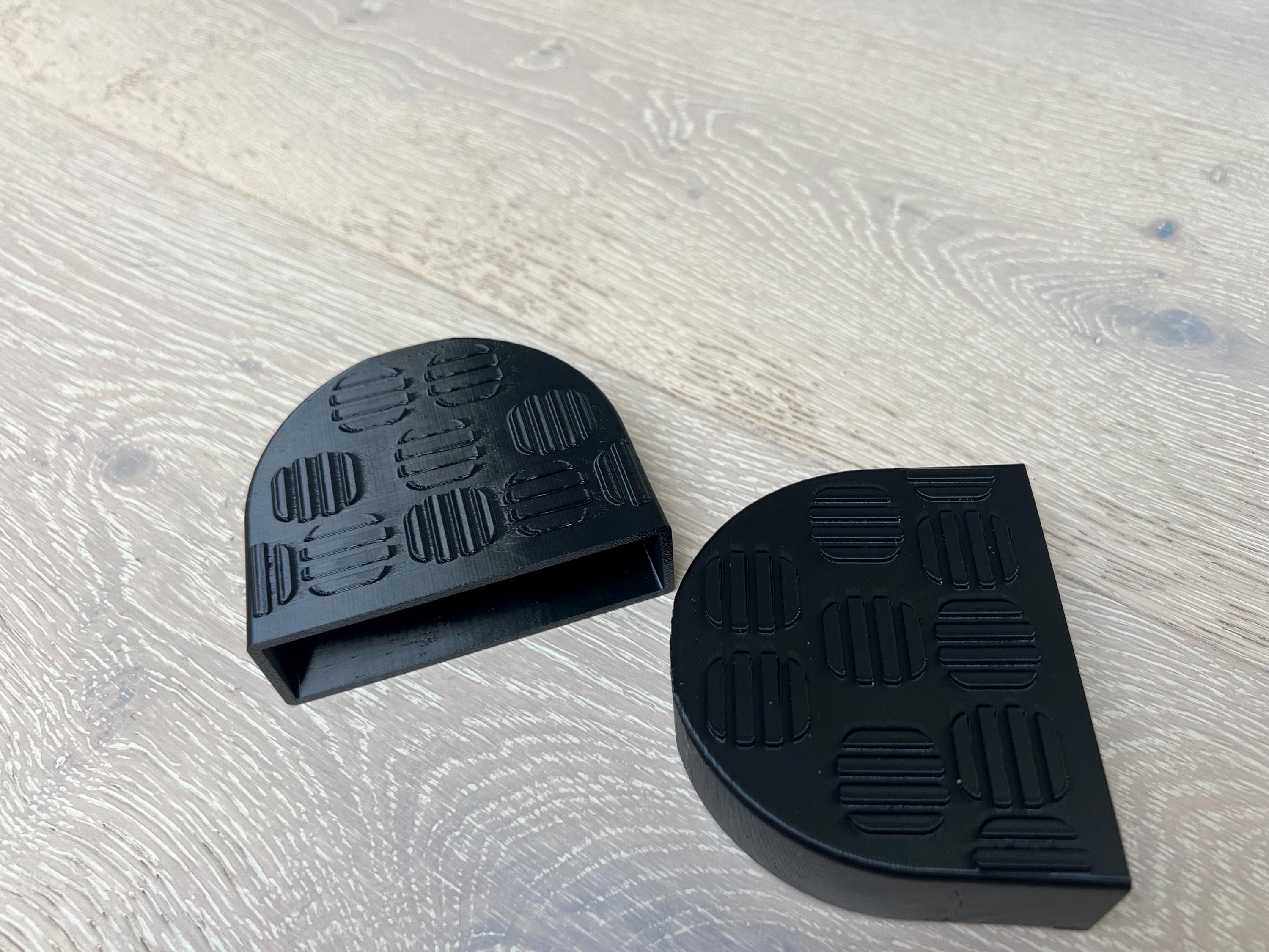 Tow Eye Cover for Land Rover Defender L663 Chequer Plate, Defender 2020 Tow Hook Cover, A pair of covers for the rear recovery loops