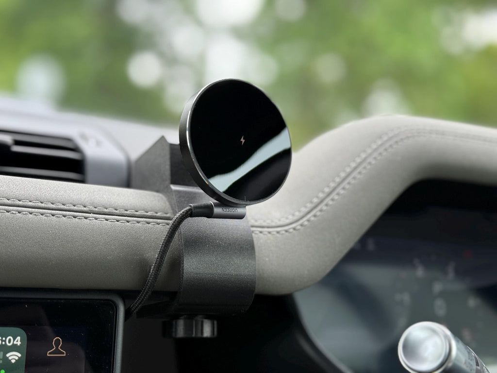 Wireless Magnetic Phone Holder Charger for Land Rover Defender L663, Phone Charger for Land Rover Defender L663