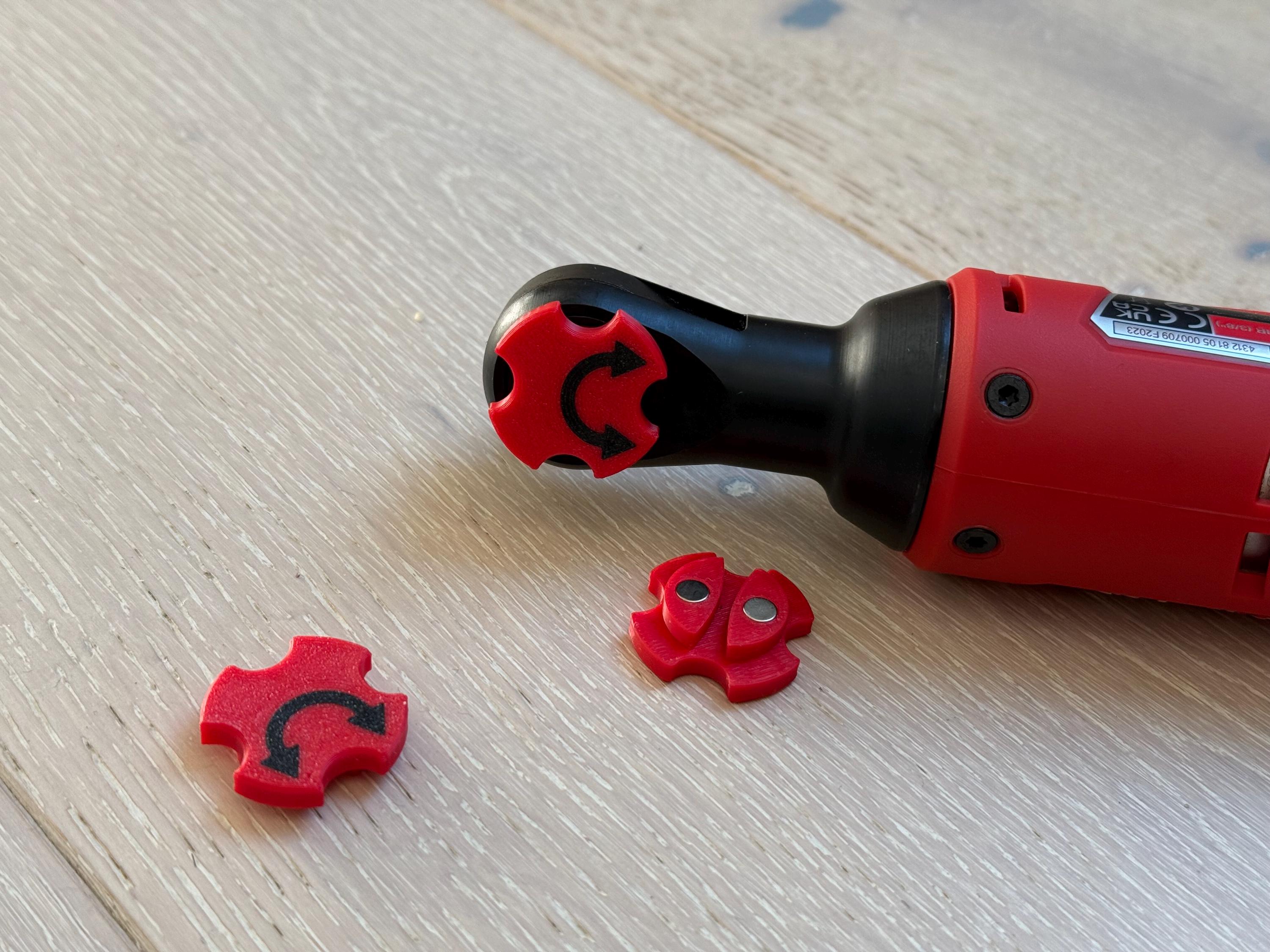 Milwaukee M12 Magnetic Ratchet Switch | Magnetic One-Finger Reversible Ratchet Knob