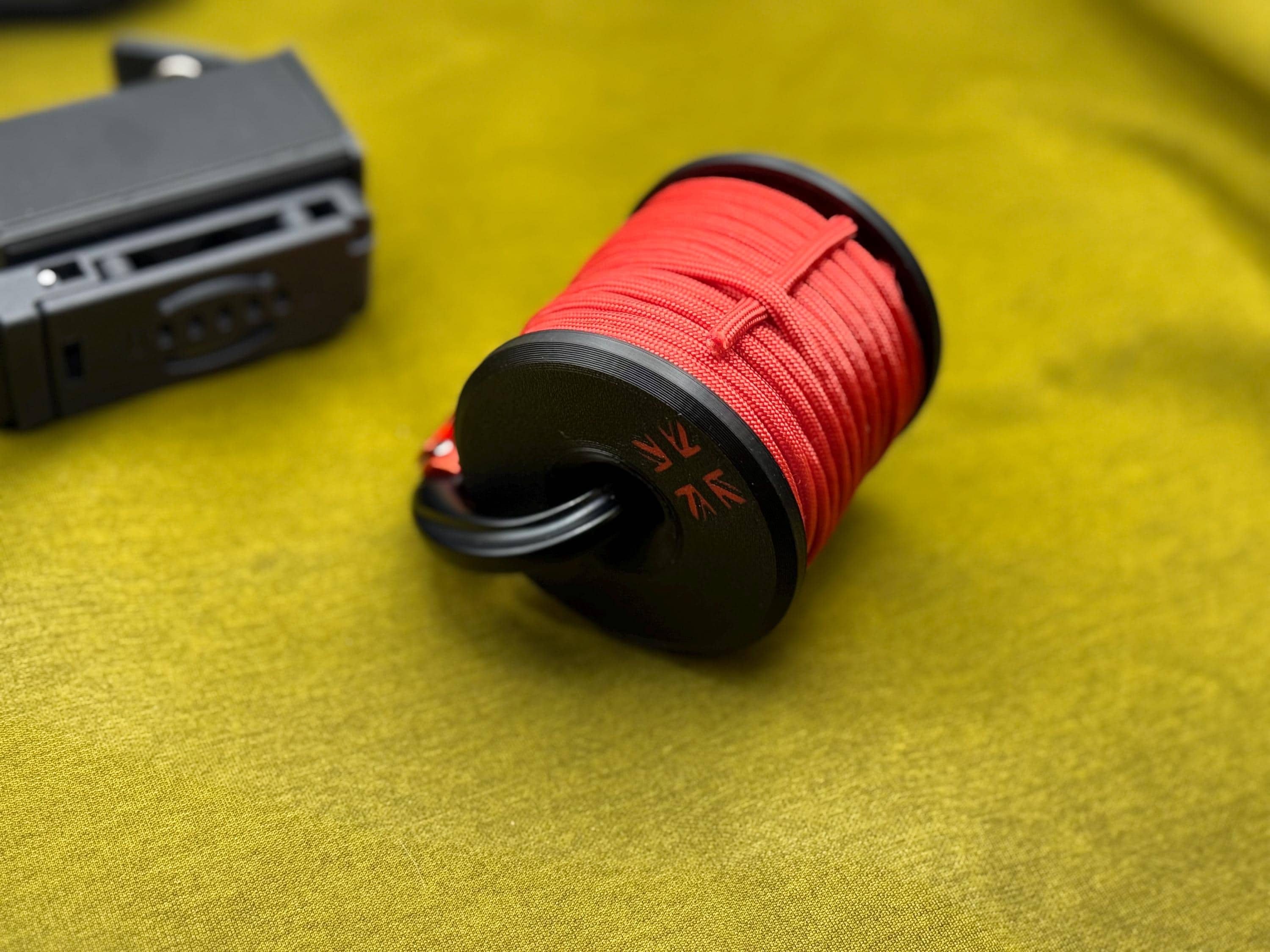Rapid Line Deployment System,  Compact Paracord Reel & Carabiner