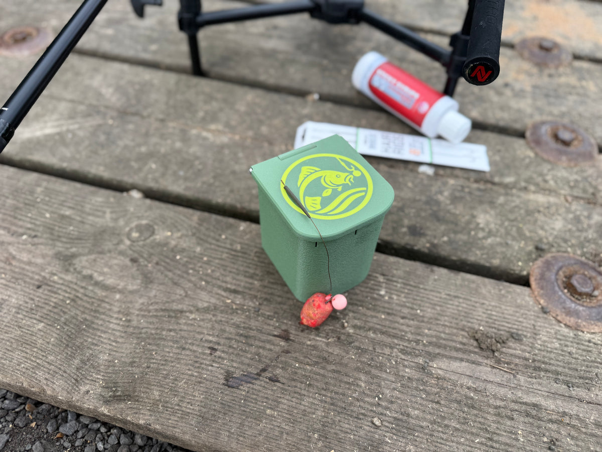 Carp Fishing Bait Dip Box