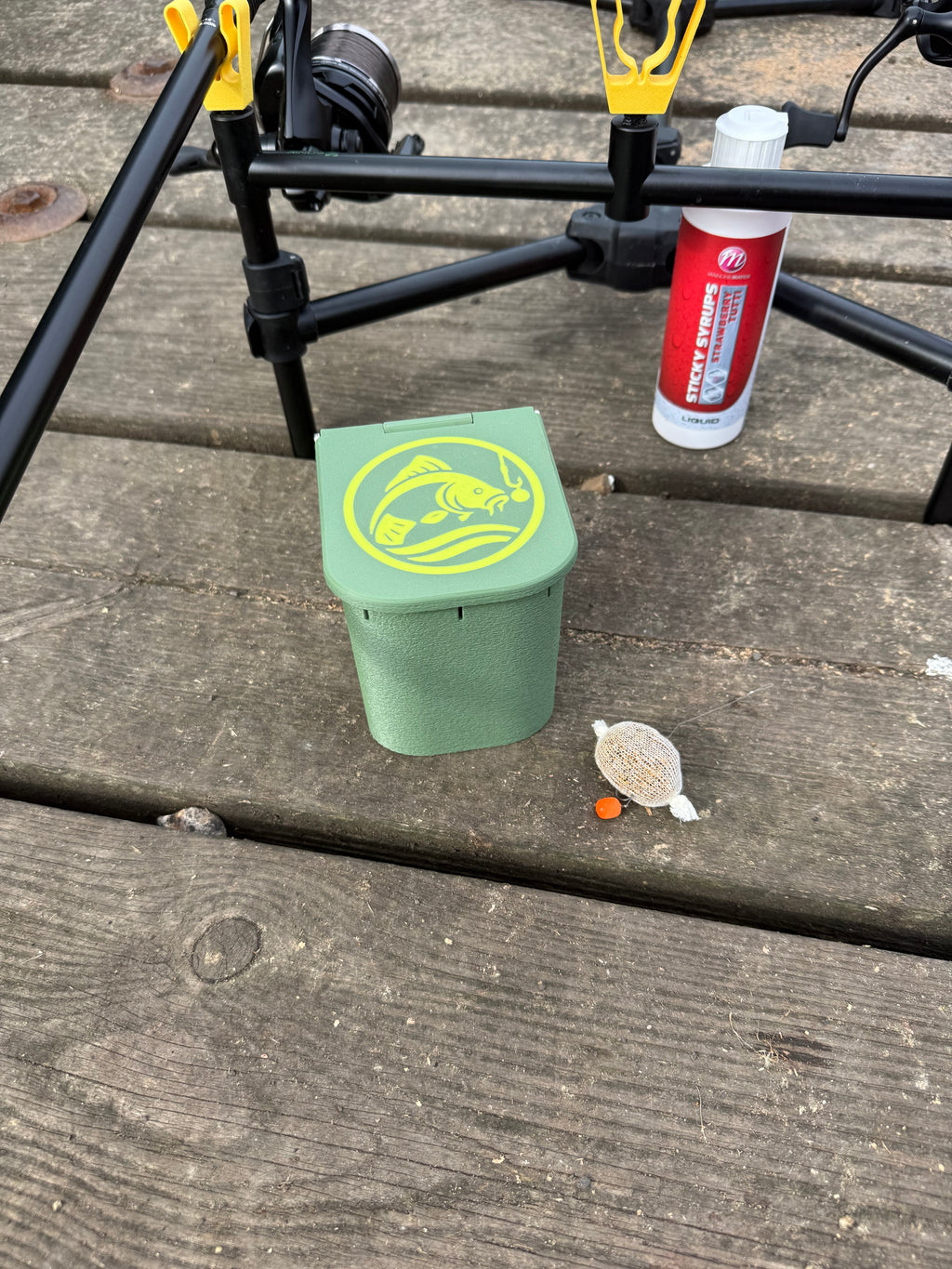 Carp Fishing Bait Dip Box