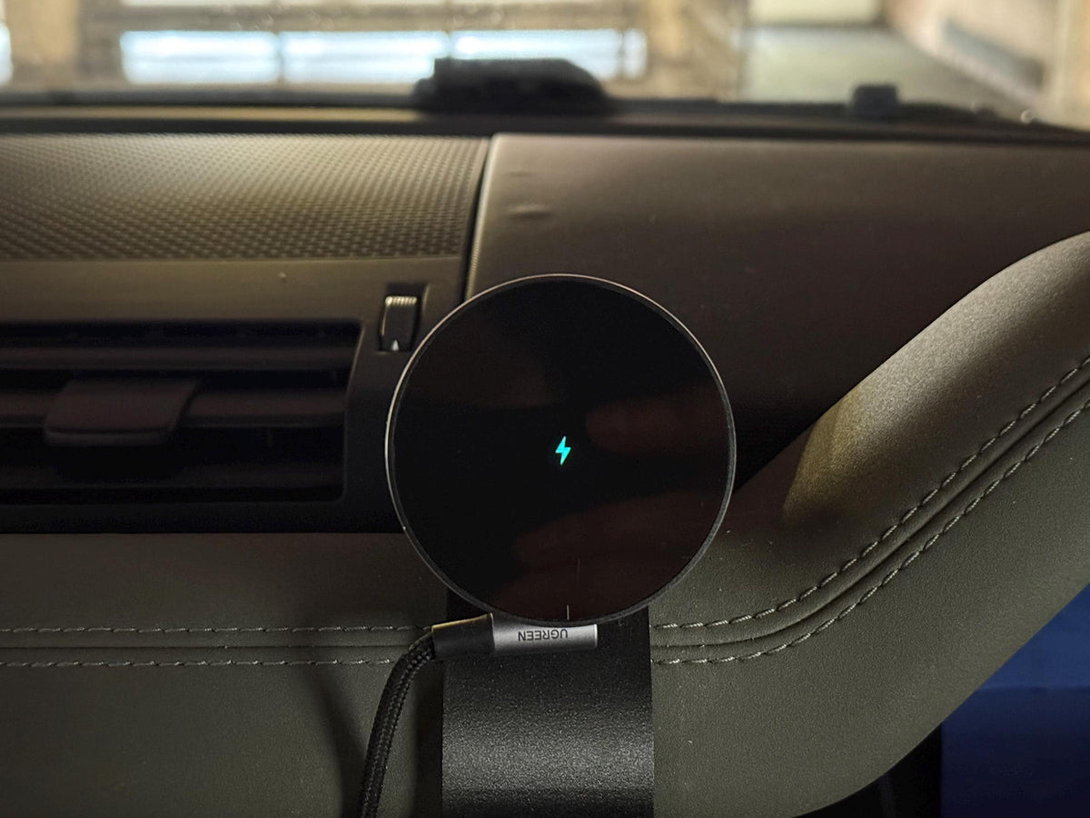 Wireless Magnetic Phone Holder Charger for Land Rover Defender L663, Phone Charger for Land Rover Defender L663