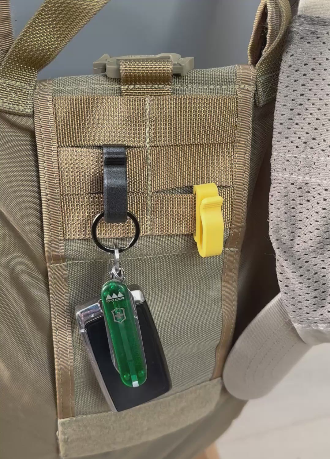 MOLLE Webbing Clips – Black & Yellow Pack of Two